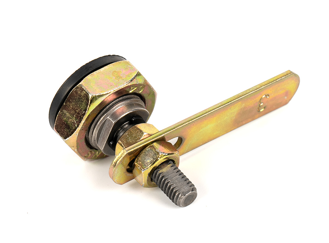 Rakitan Kunci Segitiga untuk Pintu Lantai